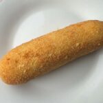 Brazilian pigs in a blanket | Enroladinho de Salsicha